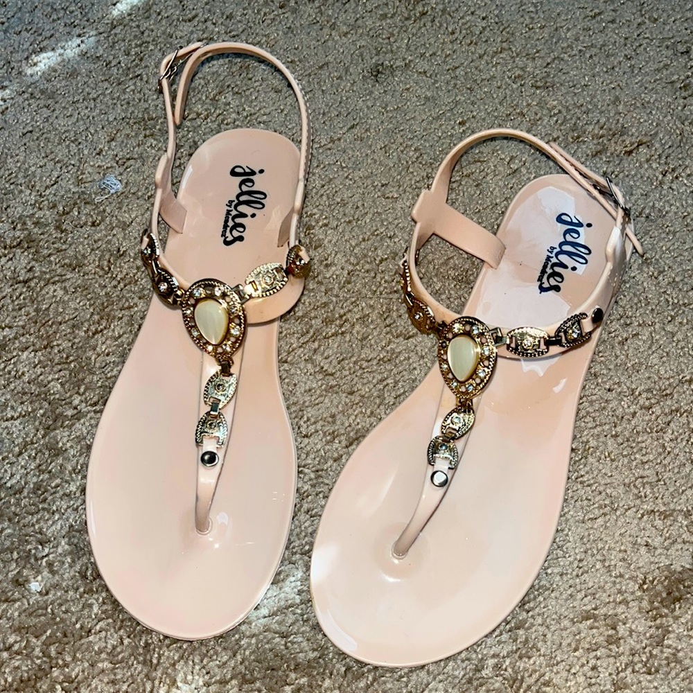 Beautiful jelly sandals with gold detailing